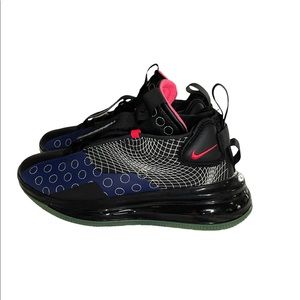 Nike Air Max 720 Waves, NWT, men’s size 8, women’s dive 9.5